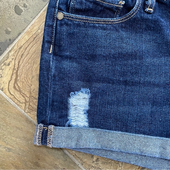 Paige•Size 28•2.5” Jimmy Jimmy Shorts•Cuffed Denim•Medium/Dark Wash•Distressed - Picture 3 of 12